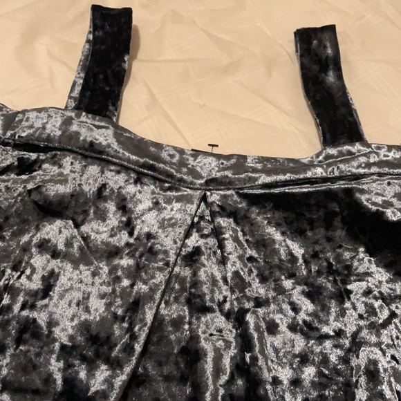 Top - Picture 6 of 7